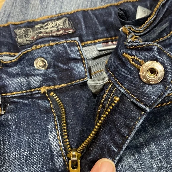 Boys size 5 silver jeans. Snap and zip close. (35/5) - Picture 13 of 16